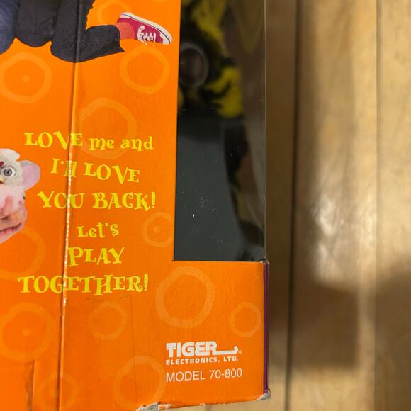 1999 Bumblebee Furby Black Yellow Tiger Electronics WORKING With Box and Tags - Picture 7 of 10